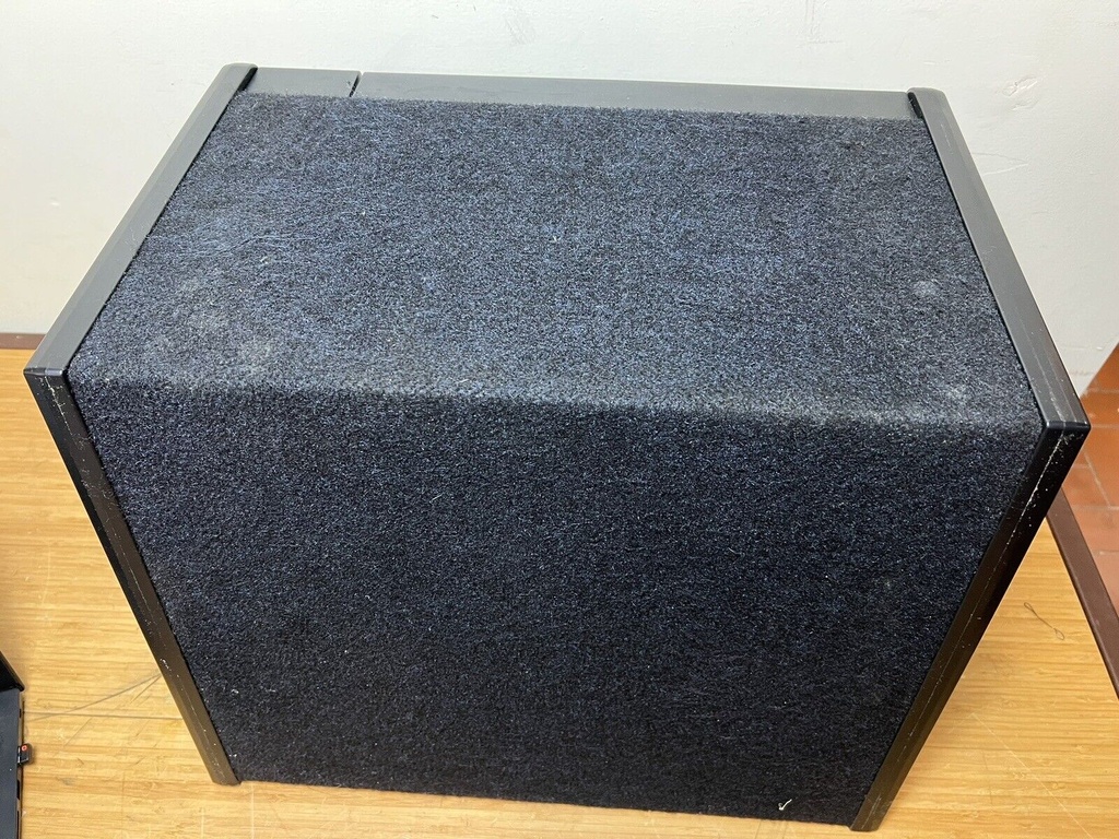 Alpine Type R 12' SWR1242D Subwoofer w. QLH-1.2512SBS Box #1