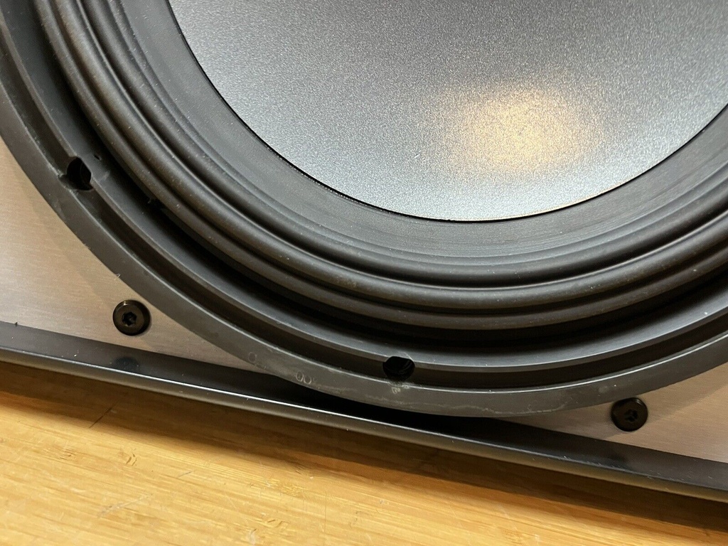 Alpine Type R 12' SWR1242D Subwoofer w. QLH-1.2512SBS Box #1