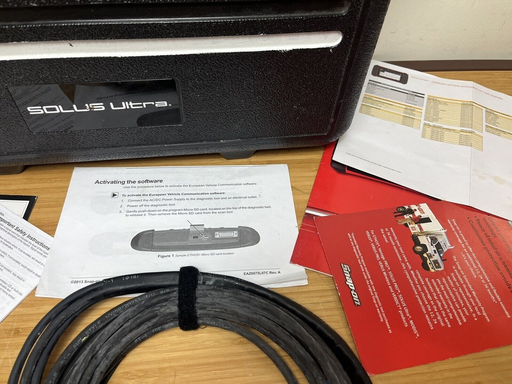 Snap On Souls Ultra Case Accessories And Keys Bundle #1