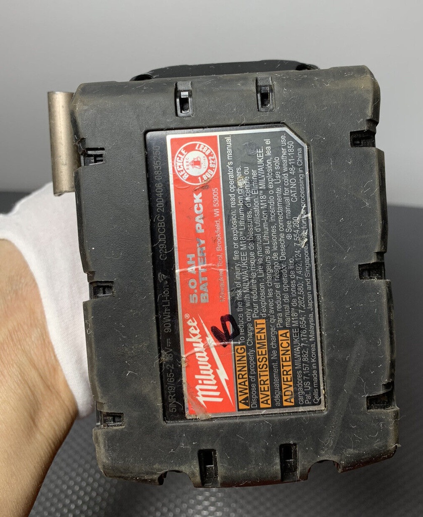Preowned Milwaukee 3697-22 M18 Fuel Tool Drill Set Hammer Driver #1