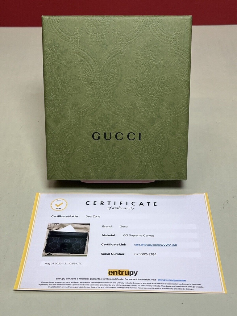 2023 Gucci GG Supreme Card Case / Authentic / Vintage appeal! / Entrupy Cert NEW #1