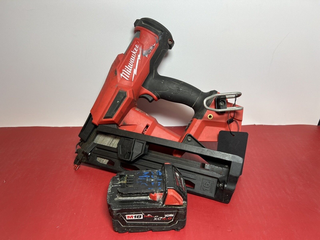 Milwaukee Fuel M18 Angled Finish Nailer 2841-20 TOOL and Battery! #1