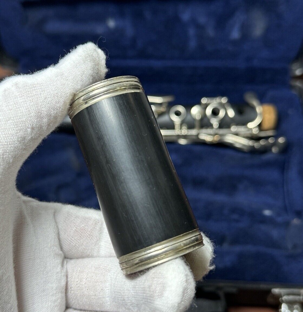 Selmer CL1400  Clarinet with case. Play Ready! #5