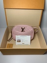 Louis Vuitton New Wave Camera Shoulder Bag Pink Quilted Leather – photo-1