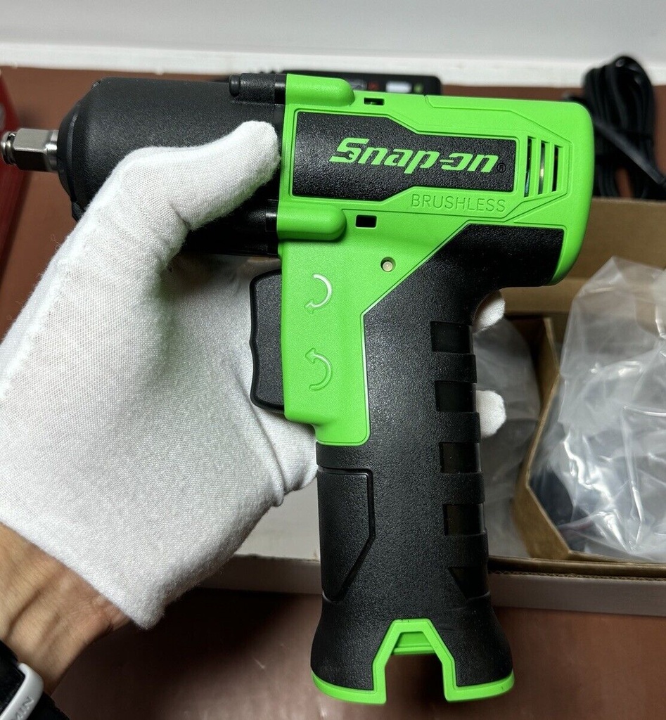 Snap-on 14.4V 3/8" Drive MicroLithium Cordless Impact Wrench CT861GW2 Green #2