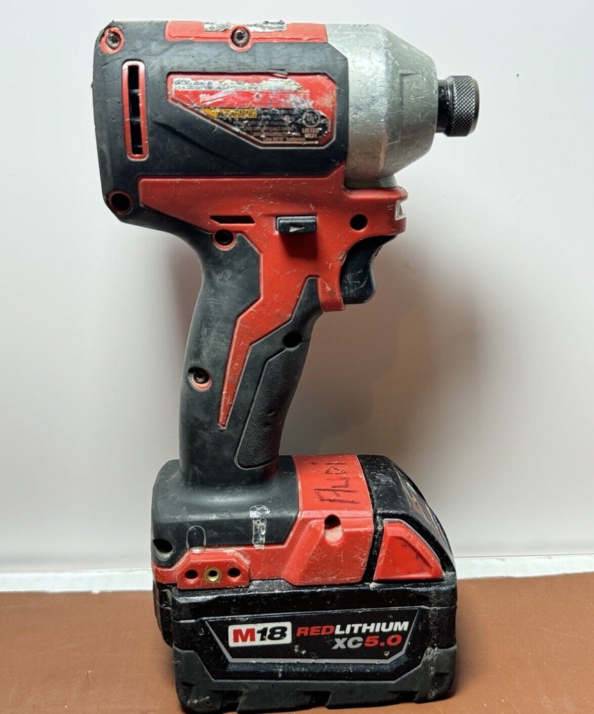 Milwaukee 2850-20 M18 Cordless Brushless 1/4" Impact Driver w/ M18 XC5.0 Battery #1