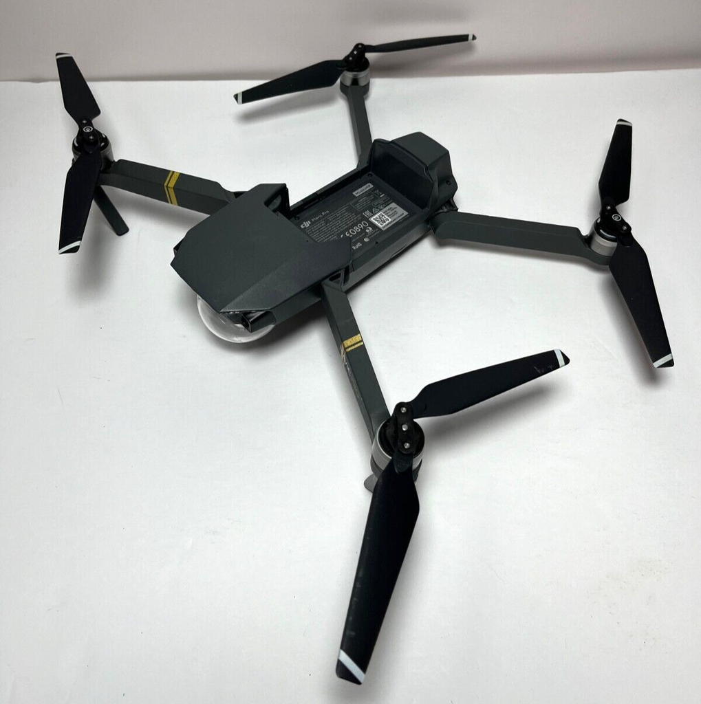 DJI Mavic Pro Camera Drone M1P Bundle / 4K / ALL PARTS INCLUDED - Pre-owned #1