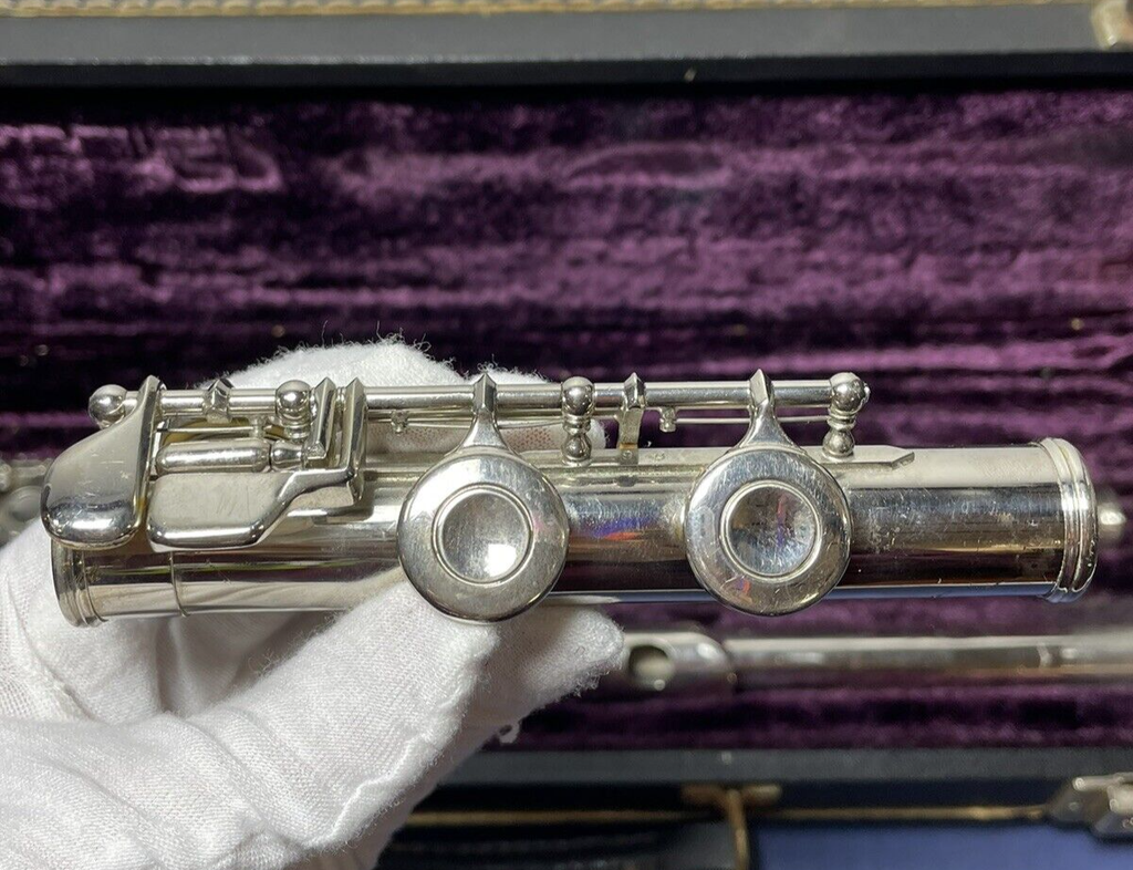 Yamaha YFL-22 Nickel Silver Flute Japan #804155 with Hard Case #3