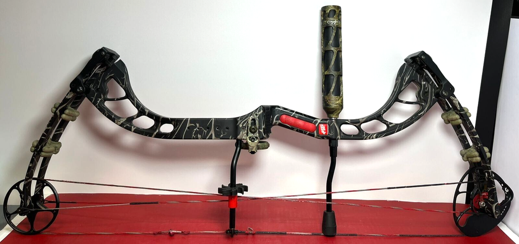 PSE ATK RH 70 Black Package Camo Case #1