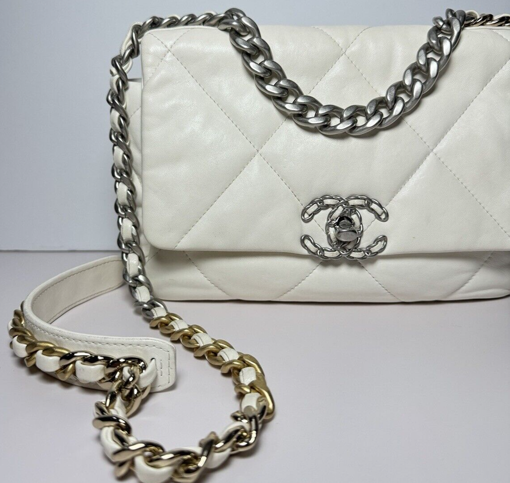 Chanel 19 Flap Bag Quilted Leather Medium - EK496NK5 #1