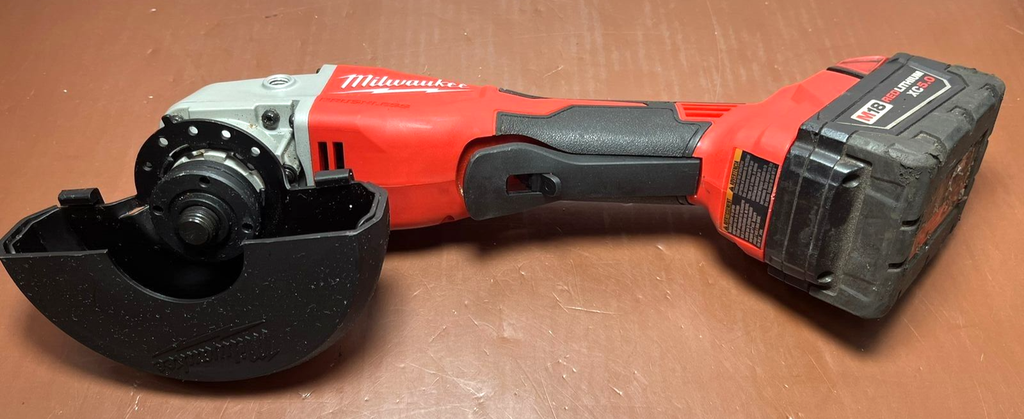 Milwaukee Tool 2686-20 M18 Brushless 4-1/2 In. / 5 In. Cut-Off Grinder w/ Batt #1