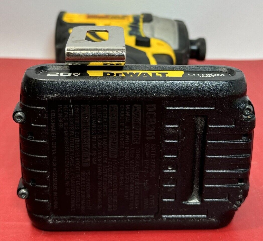 DEWALT 20v IMPACT DRIVER DCF809 with  Battery & Charger #5