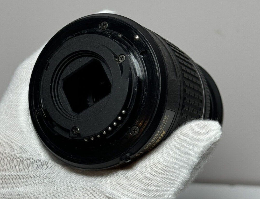 Nikon AF-S DX Nikkor 18-55mm 1:3.5-5.6G VR Lens #3