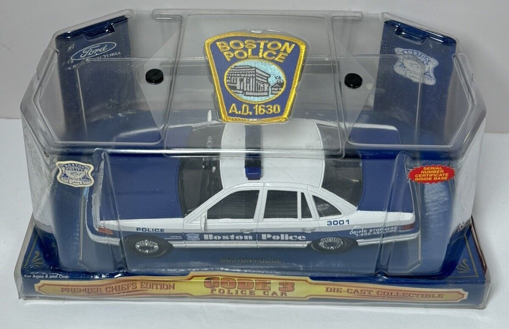 Code 3 Boston Police Premier Chiefs Edition Ford Crown Victoria Police Car #4