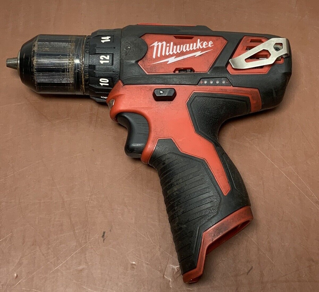 Milwaukee 2407-20, 2462-20 M12 Set w/ charger and battery #1