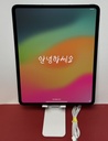 Apple iPad Pro - 2024 (M4) 13"  Wi-Fi Cellular  1TB Space Black - A2926 +Warrant used