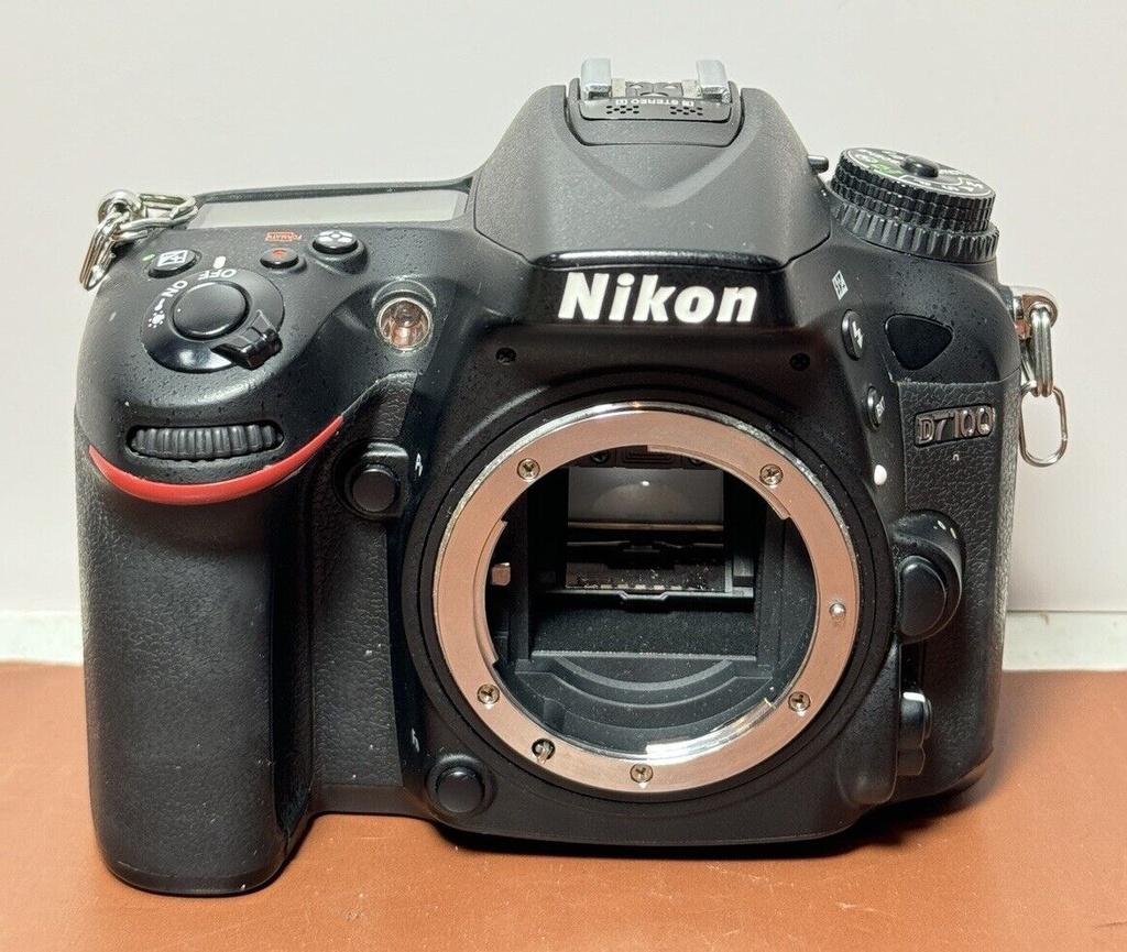 Nikon D7100 24.1MP Digital SLR Camera W Charger+Battery  *66514 Shutter count* #1