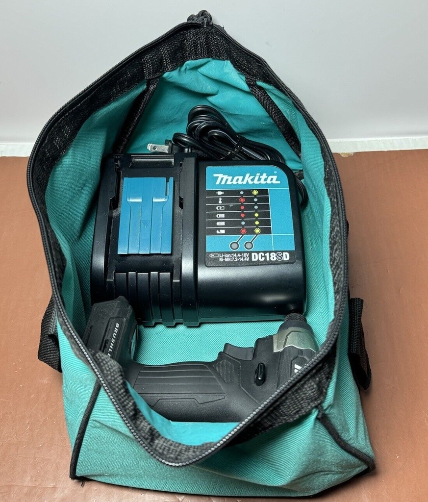 Makita XDT18 18V LXT Lithium-Ion  Impact Driver +Charger DC18SD and Bag #7