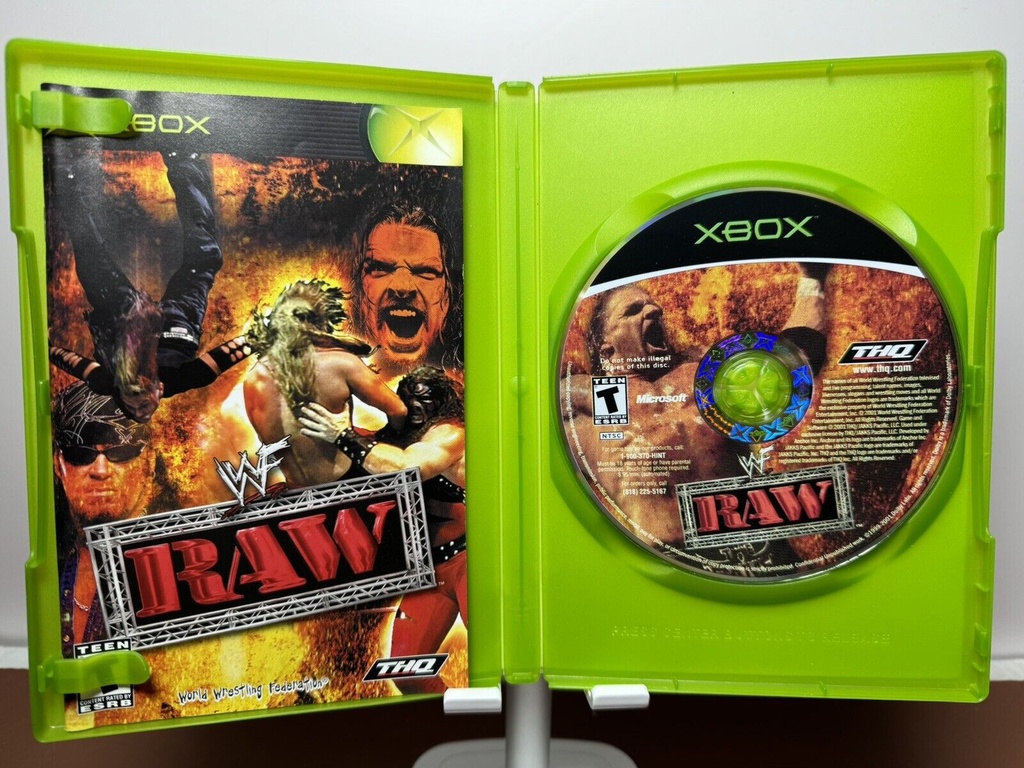 Xbox Wrestling Game Bundle – Legends of Wrestling & WWE RAW Complete CIB #3