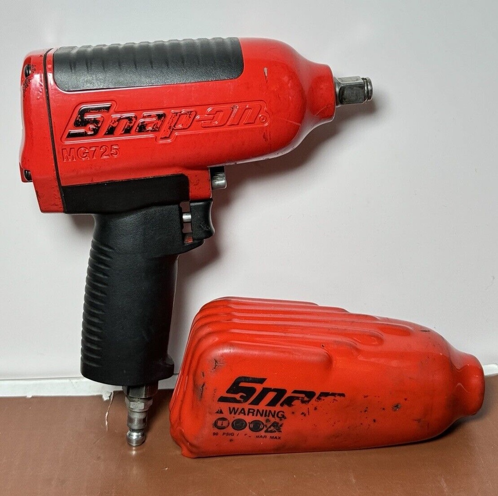 MG725  Snap-On Tools 1/2” Drive Air Impact Gun Wrench MG725 with Red Boot #1