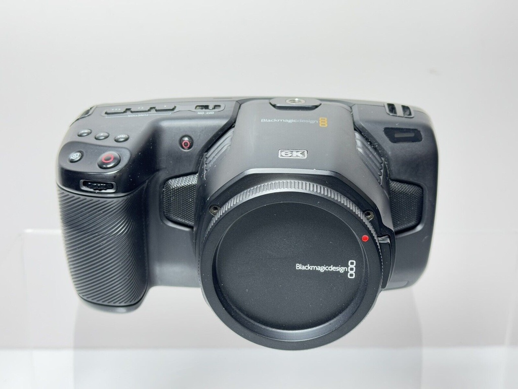 Blackmagic Design Pocket Cinema Camera 6K Body (Canon EF/EF-S Lens) *BAD HDMI* #1