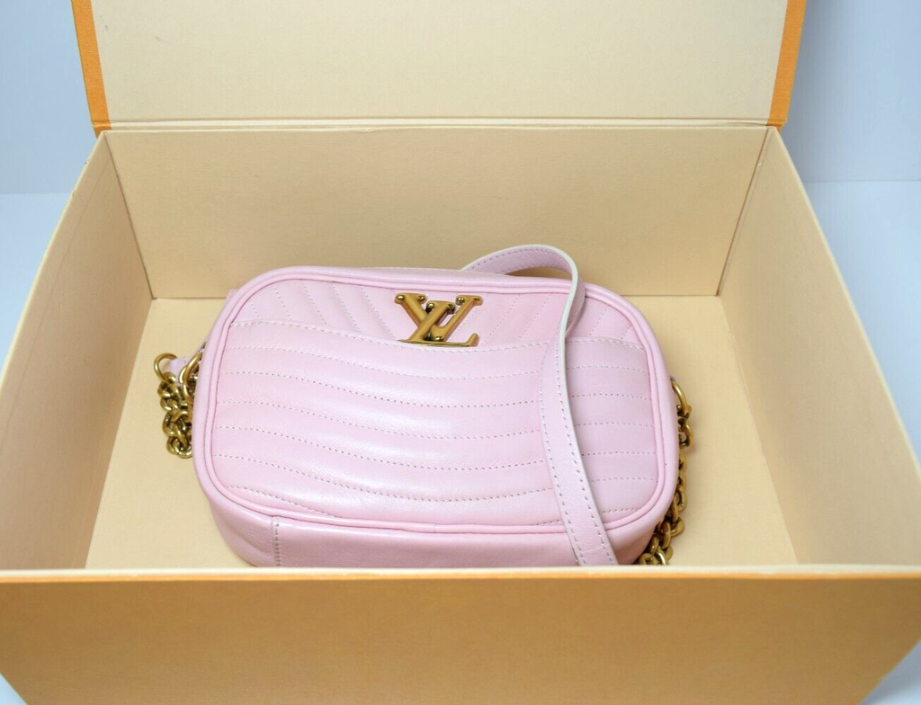 Louis Vuitton New Wave Camera Shoulder Bag Pink Quilted Leather #7