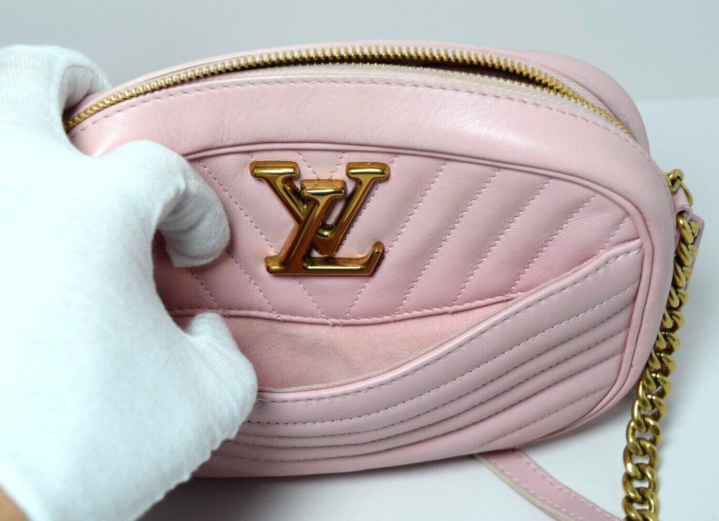 Louis Vuitton New Wave Camera Shoulder Bag Pink Quilted Leather #15