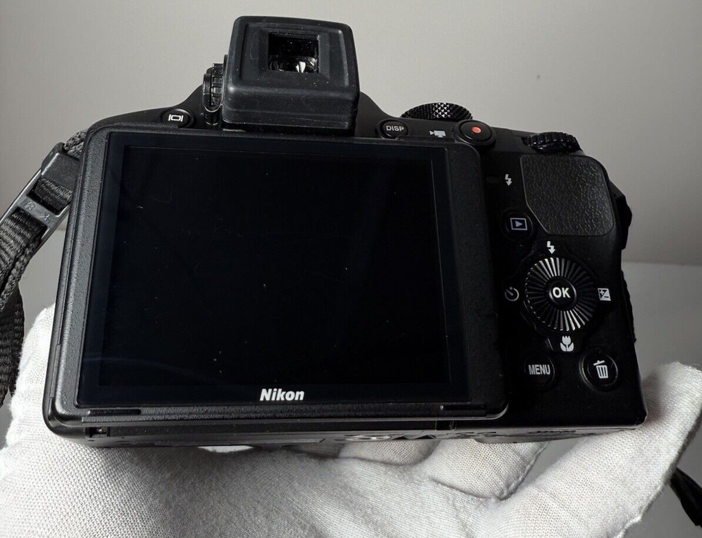 Nikon Coolpix P510 Digital Camera  42x Zoom, Battery, Charger #9