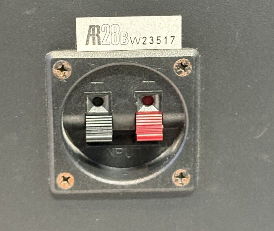 Vintage 1970s Acoustic Research AR28 B 2-Way Bookshelf Speakers #4
