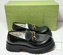 GUCCI 577236 Cordovan Lux Lug Sole Black Gold Horsebit Bee Loafers 39, US 9 used