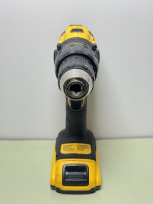 DeWalt DCD777 20V MAX 1/2" Brushless Drill Driver w/ worklight, 2 batt, charger #2