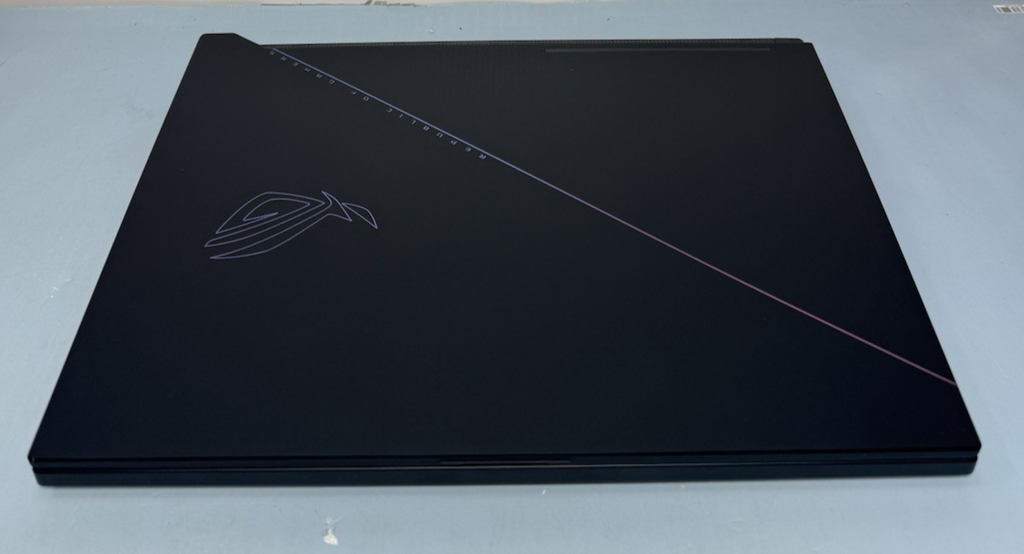 ASUS ROG ZEPHYRUS 16" QHD Gaming Laptop RTX 4080 Ryzen 9 7945HX 32GB/ 1TB W11P #10