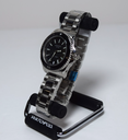 Gucci YA136403 Dive 32MM Women's Stainless Steel Watch - Brand New purchase