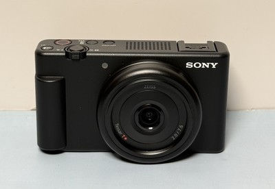 Sony ZV-1F Vlog Camera for Content Creators and Vloggers +128GB SD #2