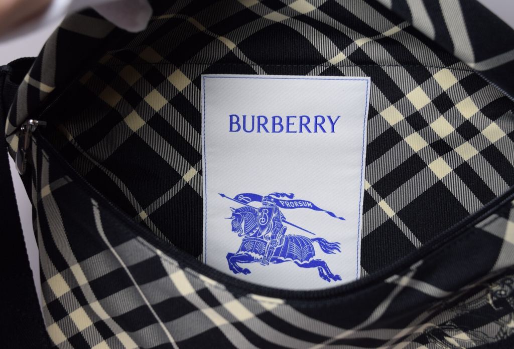 Brand New - Burberry  Essential Belt Bag in Black Calico #9