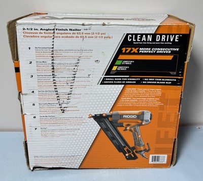 Brand New - RIDGID R250AFF 15-Gauge Angled Finishing Nail Gun w/ Bag #1