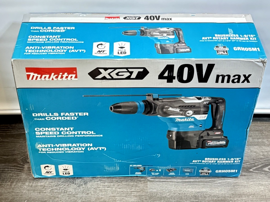 Makita 40V Max XGT Brushless Cordless 1-9/16 in. AVT Rotary Hammer Kit GRH05M1 #1