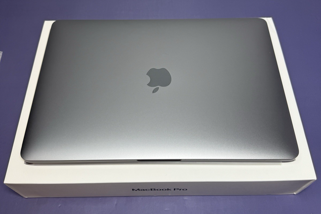 Apple MacBook Pro M1 13" 2020 8-Core 16GB RAM 256GB SSD Space Gray *Open Box* #1