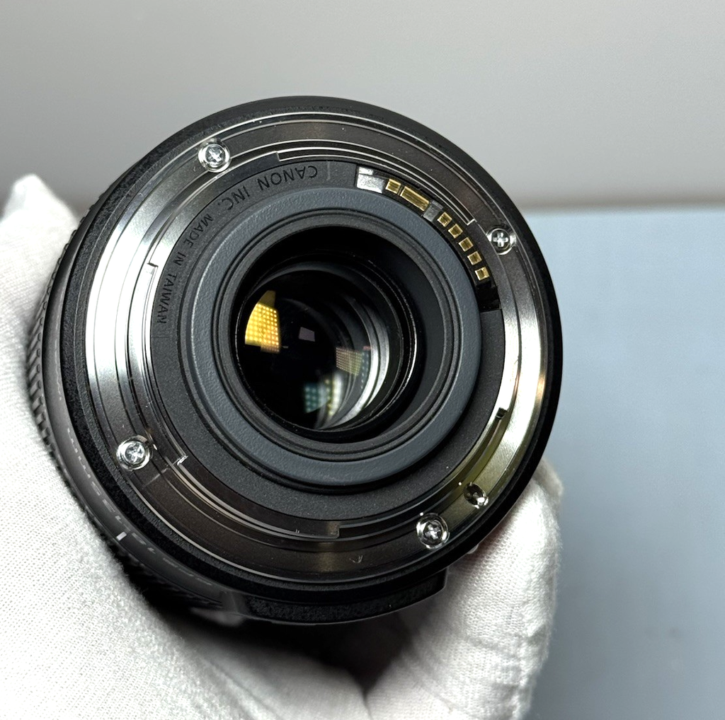 Canon EF-S 18-135mm f/3.5-5.6 IS Nano USM Zoom Lens #4