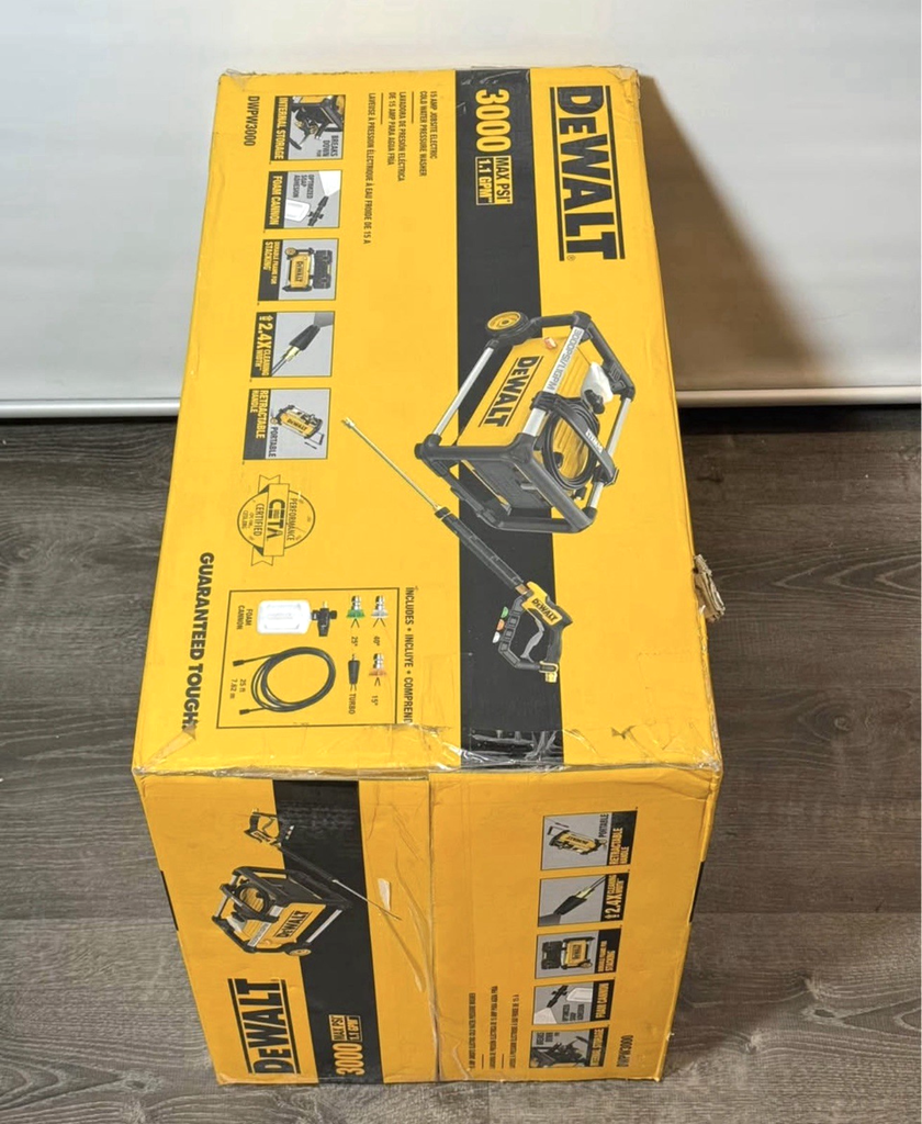 DeWALT DWPW3000 3000 MAX PSI 1.1 GPM 15 AMP Brushless Jobsite Pressure Washer #2