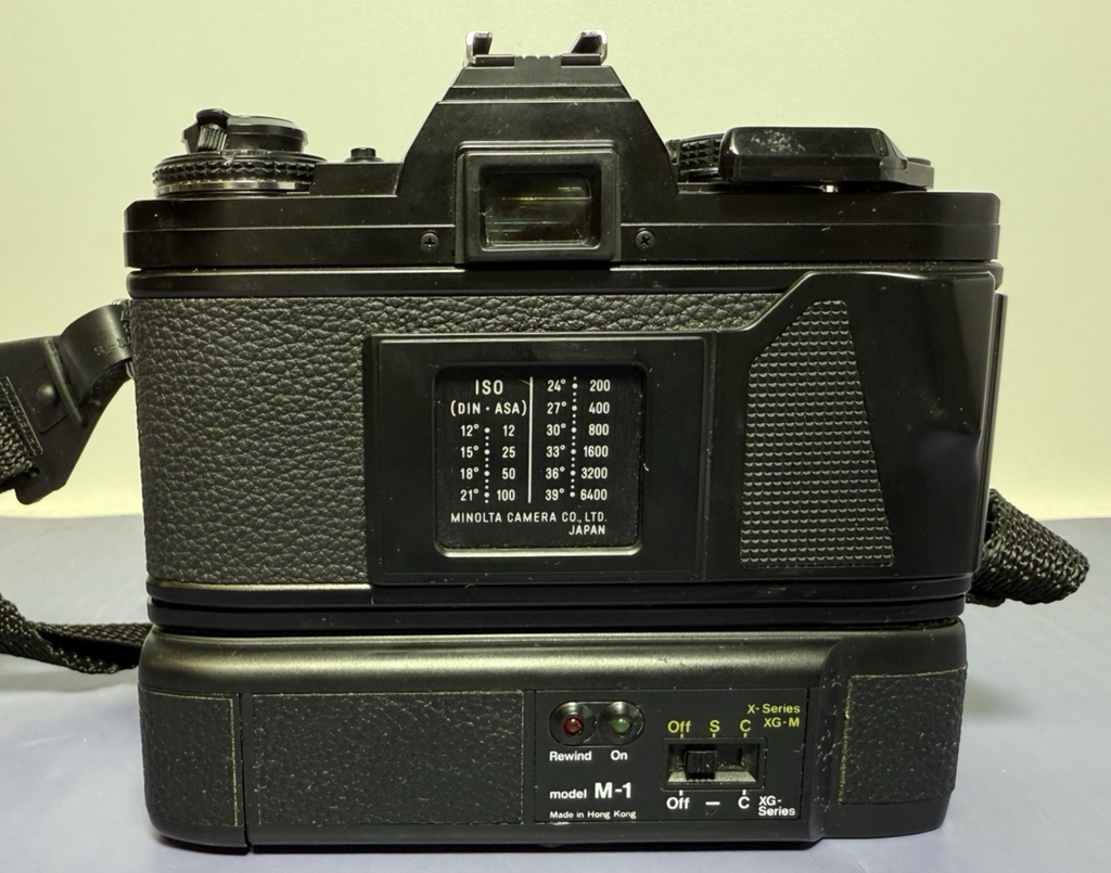 Minolta X-700 Film Camera w/ Power Winder, Sigma 35-135mm Lens, Flash Bundle #3