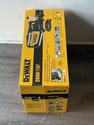 DEWALT 2600 PSI 13 Amp Jobsite Cold Water Electric Pressure Washer - DWPW2600 #4