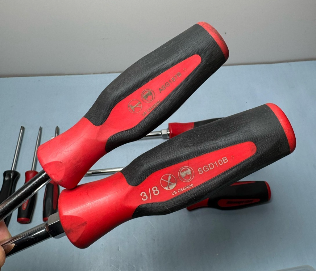 Lot of 8 Snap-on Screwdrivers SGDP, SGD, ASG, TRI Series Phillips&Flat USA Made #4