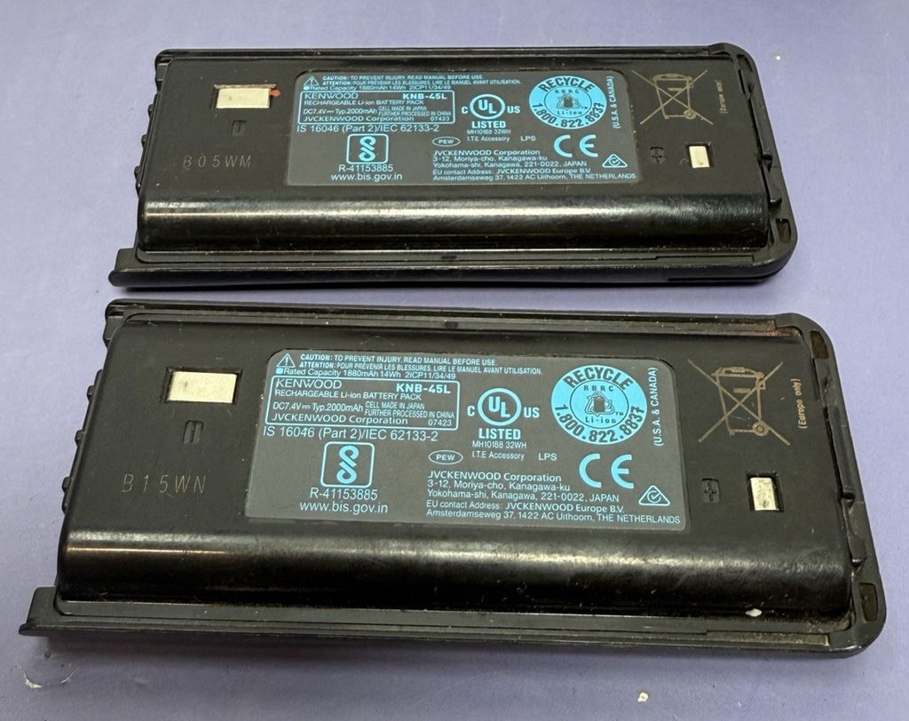 KENWOOD NX-1300-K2 UHF Radio Transceiver w/ 3 OEM batteries and Kenwood Puck #1