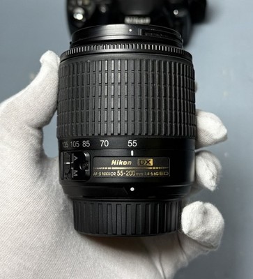 Nikon D40 6.1MP Digital SLR Cam w 55-200mm, 35mm /charger, batt/bag+SB600 Flash #2