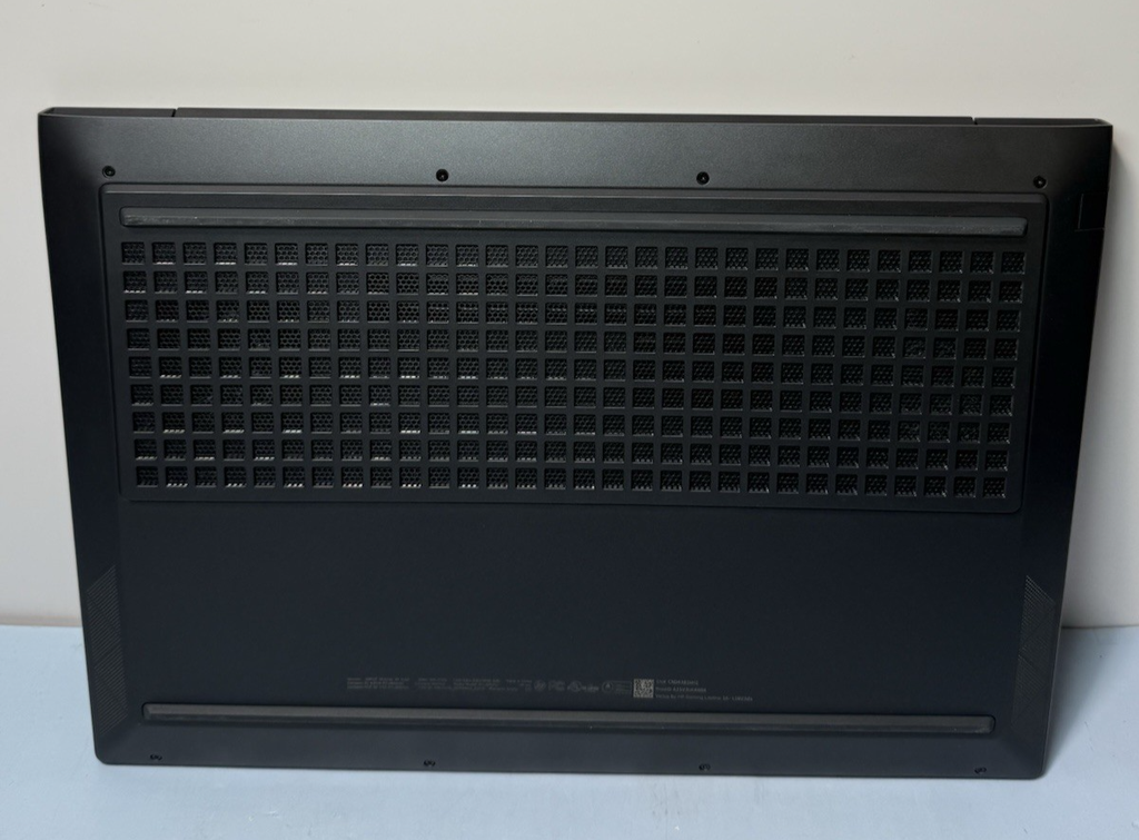 HP Victus 16.1" RTX 4070 8845HS 32GB RAM 1TB SSD 16-S1023DX, 100% battery #3