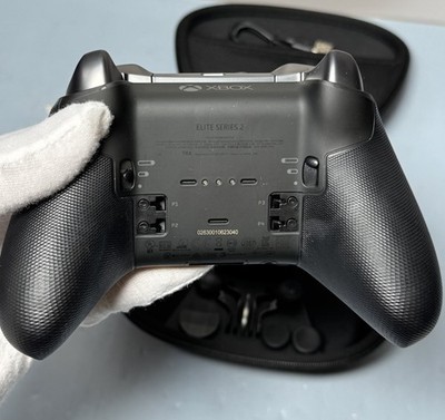Microsoft Xbox One Elite Series 2 Controller  1797 W/ Case #3