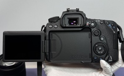 Canon EOS 90D DSLR 3616C016 Camera with EF-S 18-135mm 1:3.5-5.6 IS USM Lens #3