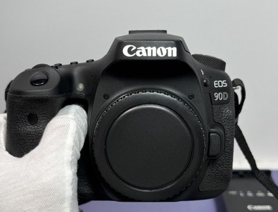 Canon EOS 90D DSLR 3616C016 Camera with EF-S 18-135mm 1:3.5-5.6 IS USM Lens #5