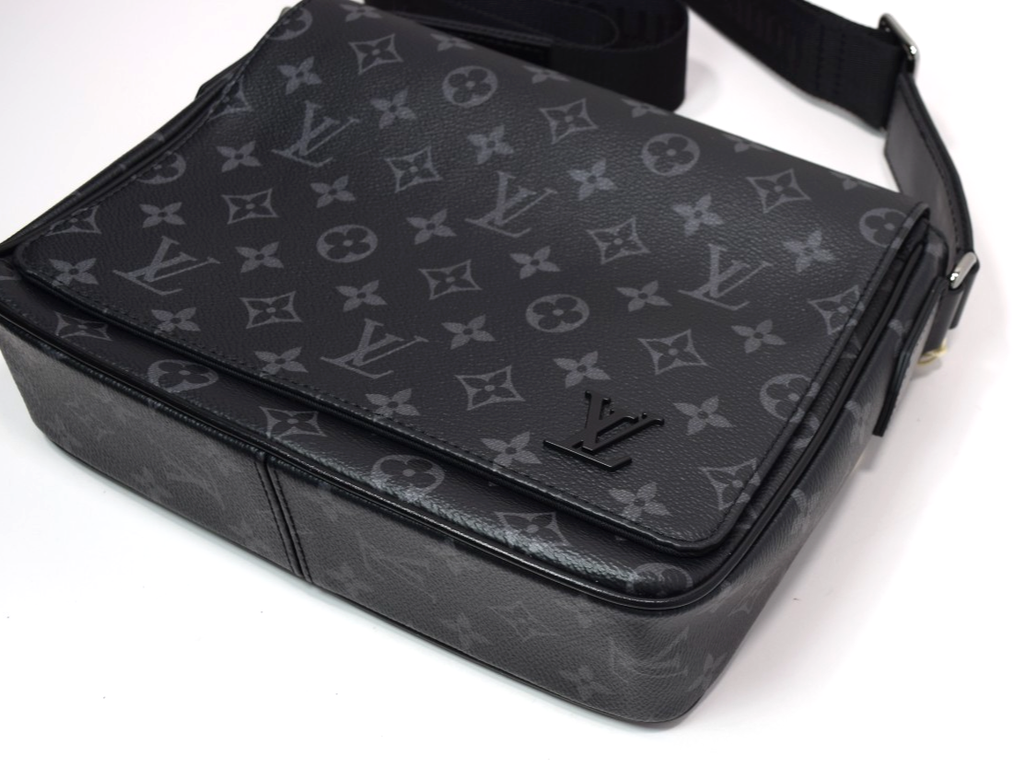 Louis Vuitton District PM Monogram Eclipse Messenger Bag M46255 w/LV Holiday Box #5